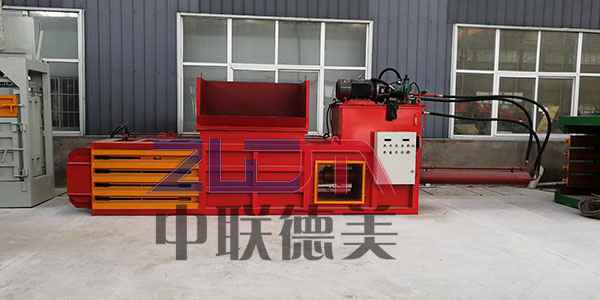 大型打包機